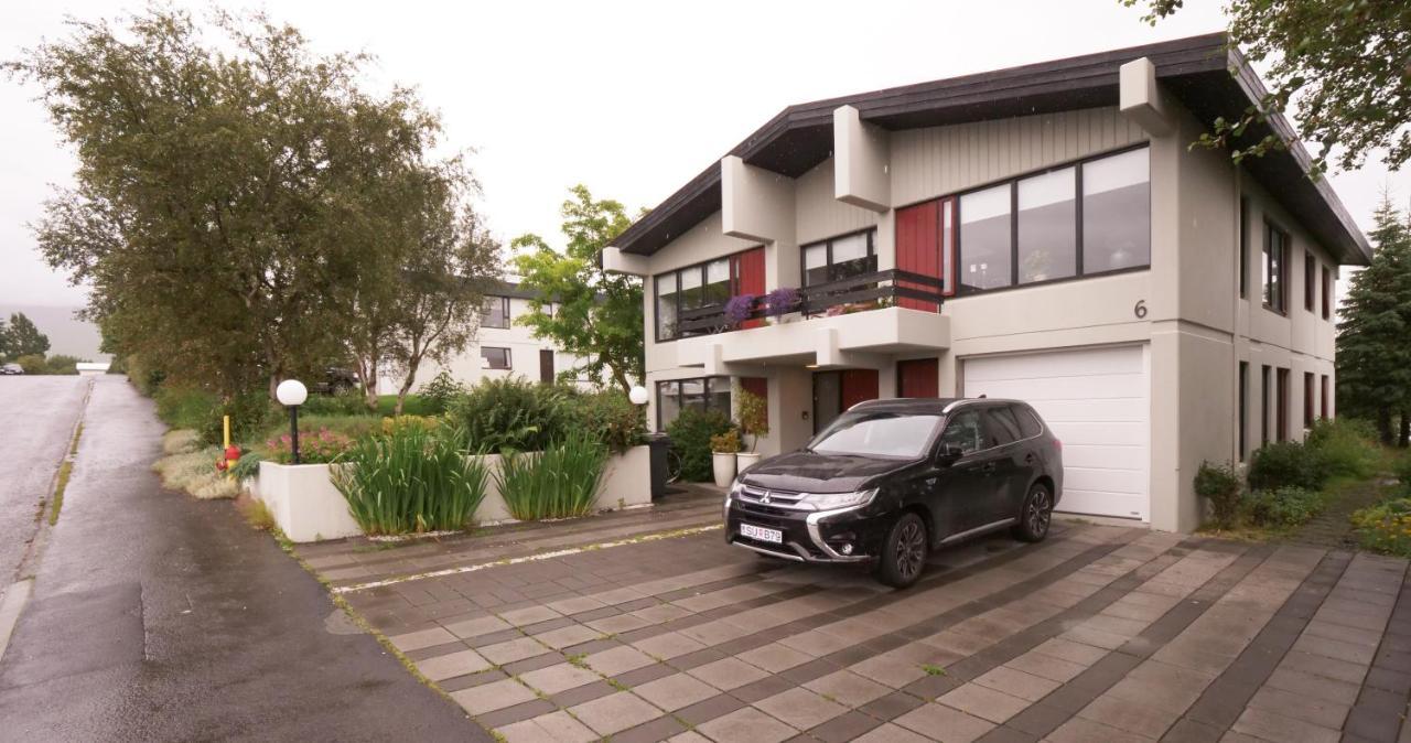 Manahlid Apartment Ακουρέιρι Εξωτερικό φωτογραφία