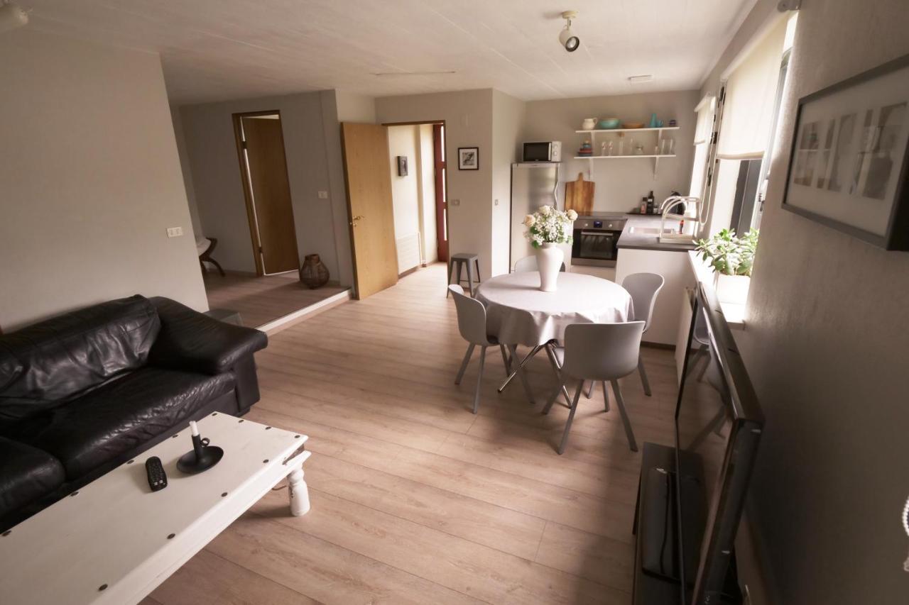 Manahlid Apartment Ακουρέιρι Εξωτερικό φωτογραφία