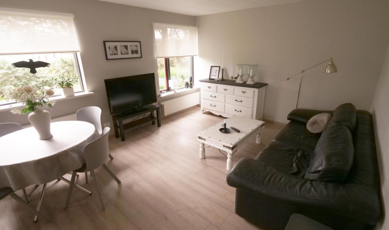 Manahlid Apartment Ακουρέιρι Εξωτερικό φωτογραφία
